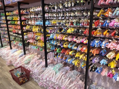 少女心撩动下的夜经济 十天销售超45万件的玩具热潮